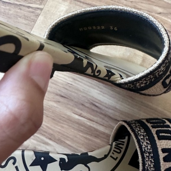 Dior Women's Black and Cream Sandals Dway Slides - Picture 5 of 5